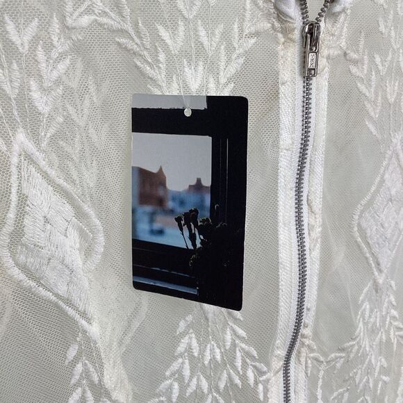 Ladies Urban Outfitters Ecote Lace Dress‎ NWT - Picture 3 of 8